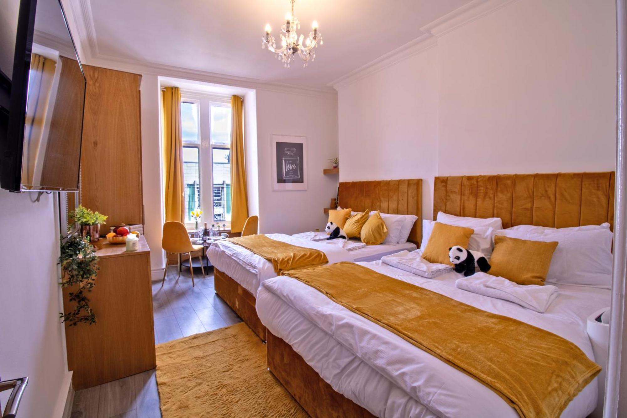 Spacious Studio Apartment On Oxford Street 9Gc London Exterior photo