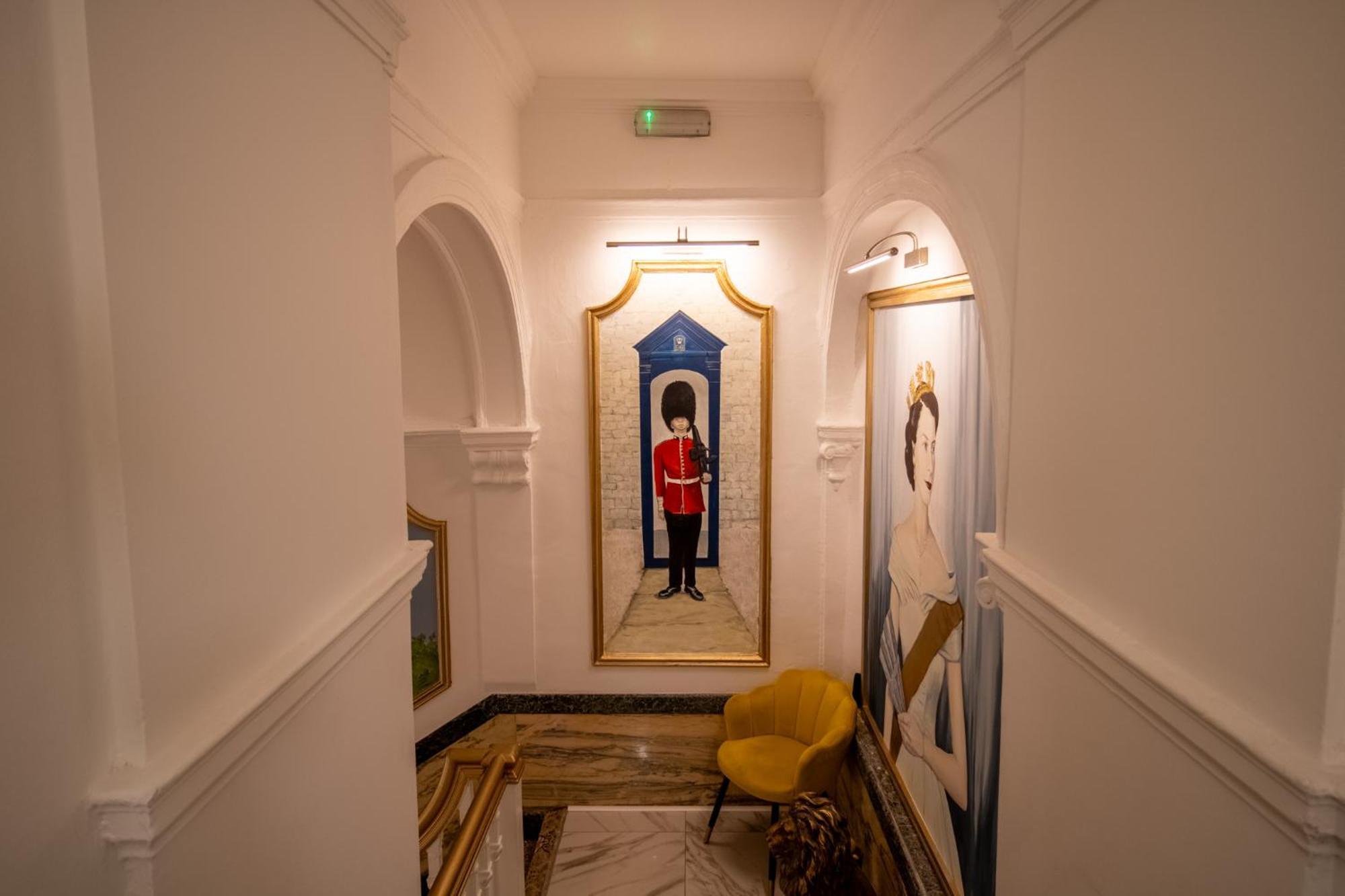 Spacious Studio Apartment On Oxford Street 9Gc London Exterior photo